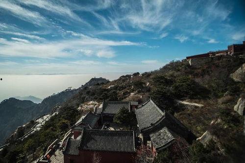 登泰山视频,云端漫步，一览众山小